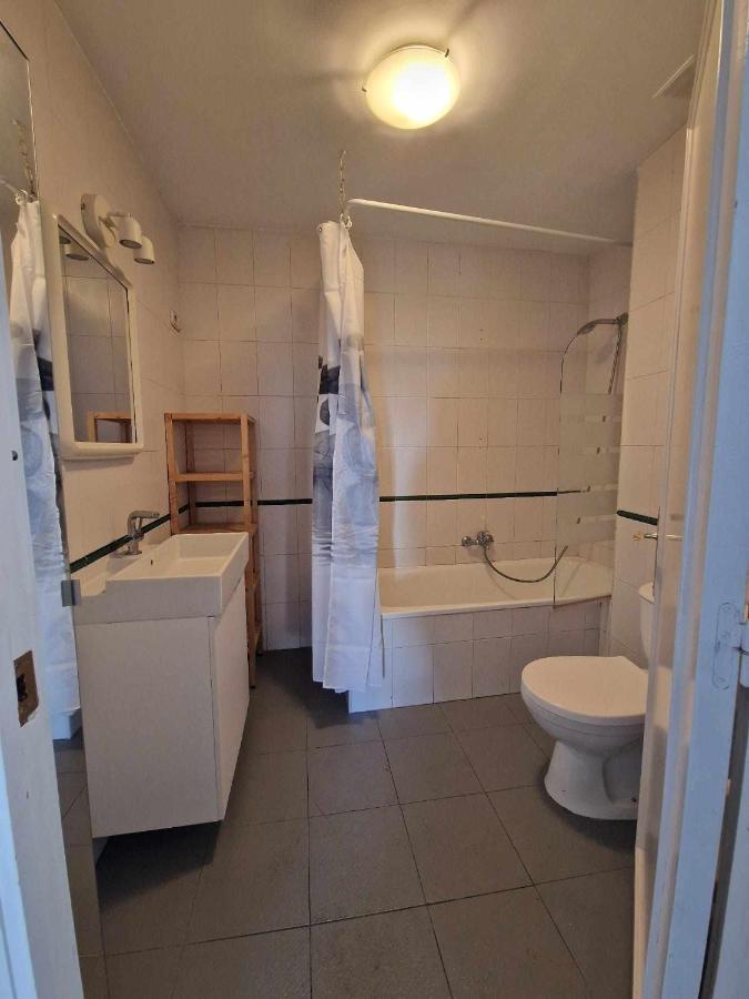 3 Rooms Con Parking Especerias Málaga Eksteriør bilde